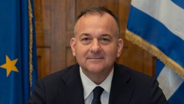 Μήνυμα Γιάννη Παππά για την επέτειο της 28ης Οκτωβρίου: «Όσο υπάρχει ελληνική ανάσα , δε θα περάσει σκοτάδι χωρίς φως».