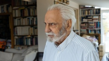 Ηλίας Καραβόλιας: «Όλοι μας ή κανείς»: Λαθρεπιβάτες της κοινής ανθρώπινης μοίρας