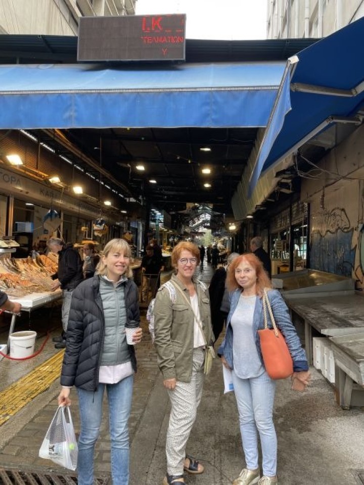 Eπίσκεψη στην αγορά Καπάνι που αφορά στο ταξίδι στην Κεντρική Μακεδονία