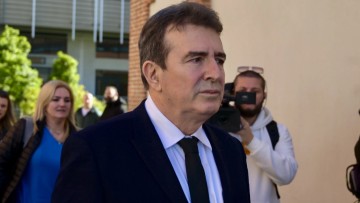 Χρυσοχοΐδης: «Να σπάσουμε τη σιωπή για την ενδοοικογενειακή βία - 13.000 συλλήψεις το 2025»