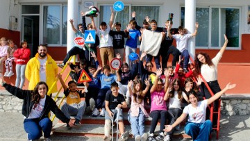 Εκπαιδευτικό πρόγραμμα Οδικής Ασφάλειας από την Ε.Υ.ΘΥ.Τ.Α ΡΟΔΟΥ στο 2ο Δημοτικό Σχολείο Αφάντου