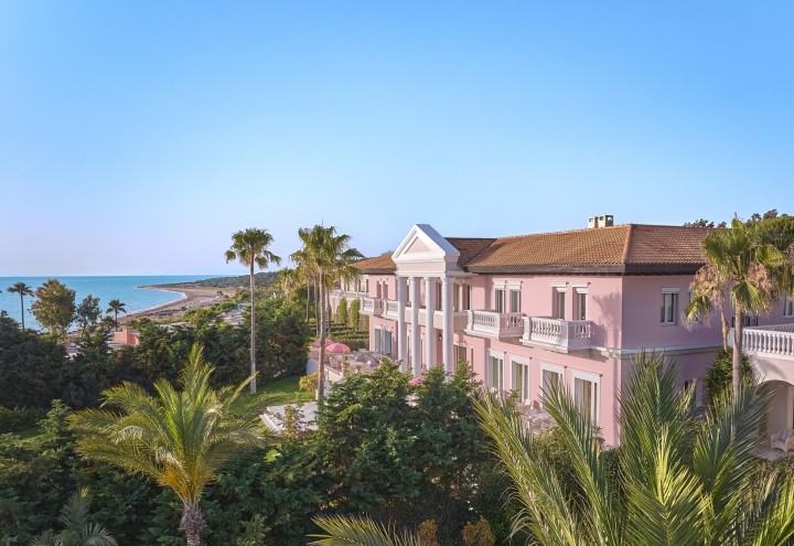 MANDOLA ROSA-KΥΛΛΗΝΗ