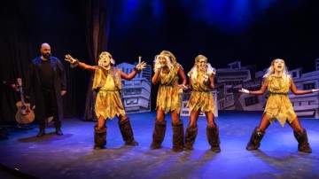 «Η Αγέλαστη Πολιτεία & οι Καλικάντζαροι» στο Δημοτικό Θέατρο Ρόδου