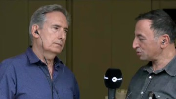 Ρόδος: Ο χρυσοχόος που είναι και βραβευμένος ποιητής- «Σμιλεύει» μέταλλο και λέξεις