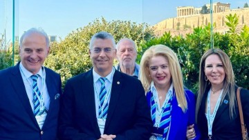 Η Αναβίωση του Κολοσσού της Ρόδου  με εμπνευστή τον Γ. Μπαρμπούτη