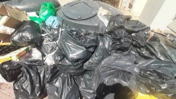 Αγαπητός Ξάνθης: Η επίθεση του εχθρού των σκουπιδιών στην πόλη μας