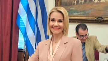 Επανεκλογή της Μίκας Ιατρίδη στη θέση της αντιπροέδρου της Επιτροπής Απολογισμού και Γενικού Ισολογισμού του Κράτους