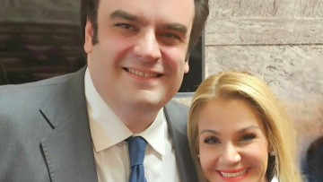 Μίκα Ιατρίδη: «Θερμά συγχαρητήρια στον Κυριάκο Πιερρακάκη. Η εκλογή του ως Πρόεδρος του Eurogroup ξεκάθαρο μήνυμα μιας ισχυρής Ελλάδας!»