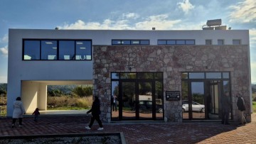 Εγκαινιάστηκε το Αθλητικό Κέντρο ΑΕΣ ΕΥΚΛΗΣ ΣΟΡΩΝΗΣ- «Νίκος και Μαρία Διακοσταυριανού»