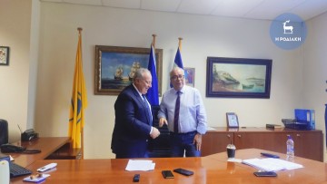 Καλό το κλίμα στην παράδοση-παραλαβή χθες στο Νοσοκομείο μας