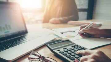 ΑΑΔΕ: Χριστουγεννιάτικη mega φορολοταρία με 1,2 εκατ. ευρώ, ποιοι κερδίζουν