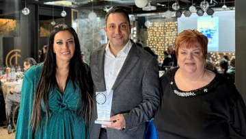 Η Αθλητική Ομοσπονδία Νεφροπαθών και Μεταμοσχευμένων τίμησε τον Αντώνη Γιαννικουρή