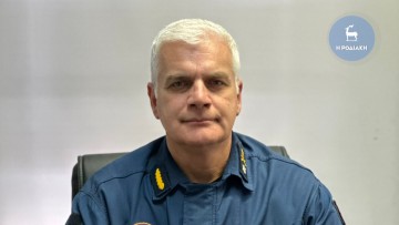 Ο αρχιπύραρχος Χρήστος Ζουναλής αποχαιρετά τη Ρόδο και τους συνεργάτες του