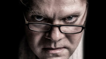 Ξεκίνησε η προπώληση για την παράσταση «Η Γέννηση ενός Φασίστα»