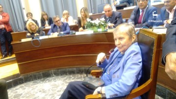 Όταν η γυναίκα-σύμβολο, Ελένη Γλύκατζη-Αρβελέρ τιμήθηκε από το δημοτικό συμβούλιο Ρόδου