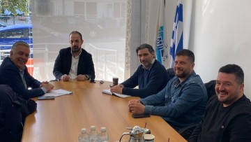 Συνάντηση Ομοσπονδίας Εμπορίου Δωδεκανήσου με τον Βασίλειο Υψηλάντη για τα κρίσιμα ζητήματα των επιχειρήσεων