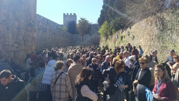 Σωματείο Ξεναγών Δωδεκανήσου: Δυναμική παρουσία και θερμή ανταπόκριση στην Παγκόσμια Ημέρα Ξεναγού