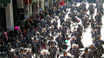 Καρναβάλι στην Πάτρα. Η εμπειρία μας στο ιστορικό «Πλήρωμα 94» και το "Booo…tiqueHotel"