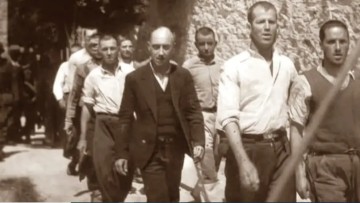 To Υπουργείο Πολιτισμού πήρε τις φωτογραφίες της εκτέλεσης στην Καισαριανή και το σύνολο των 262 ντοκουμέντων του Βέλγου συλλέκτη