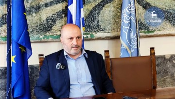 Τριακόσια φορτηγά σκουπίδια απομακρύνθηκαν από  τον καταυλισμό των Ρομά στο Καρακόνερο!