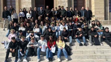 Το Μουσικό Σχολείο Ρόδου έψαλε τα κάλαντα του Μάρτη