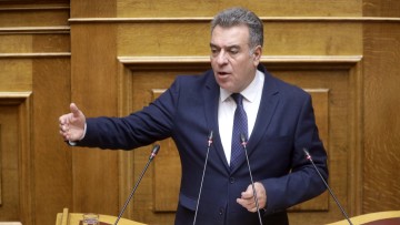 Παρέμβαση και προτάσεις του Μάνου Κόνσολα για να ελεγχθεί η τιμή των καυσίμων και να στηριχθούν οι μόνιμοι κάτοικοι και οι ελεύθεροι επαγγελματίες στα νησιά