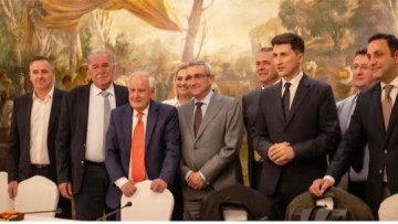 Τα «Αδημοσίευτα» του Νίκου Χασαπόπουλου