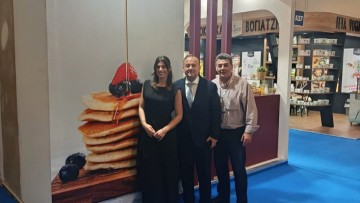 Παραγωγούς κι επιχειρηματίες στην έκθεση της Food Expo Greece επισκέφθηκε ο βουλευτής Γιάννης Παππάς