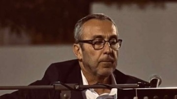 Έφυγε από τη ζωή ο καθηγητής Κώστας Τσολάκης. Ο άνθρωπος που δεν δίδασκε μόνο μαθηματικά αλλά ήθος, σεβασμό κι αγάπη στη γνώση.