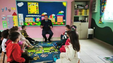 Μαθήματα κυκλοφοριακής αγωγής στο Νηπιαγωγείο Ελεούσας