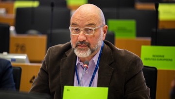 Σάκης Αρναούτογλου: «Η Ευρώπη πρέπει να είναι παρούσα στον Ινδικό Ωκεανό – Βιώσιμη αλιεία και άμεση ανανέωση της συμφωνίας με τις Σεϋχέλλες»