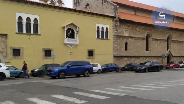 Στους δρόμους της Ρόδου βγήκαν σήμερα διαμαρτυρόμενοι οι ιδιόκτητες ταξί