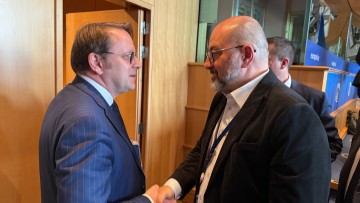 Επίτροπος Βάρχελι προς Αρναούτογλου: «Θα στηρίξουμε τους Έλληνες κτηνοτρόφους σε κάθε βήμα» – Δέσμευση για χρηματοδότηση, αποζημιώσεις και ανασύσταση ζωικού κεφαλαίου.