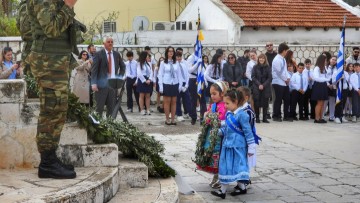 Παρέλαση φιλίας του 2ου Νηπιαγωγείου Καλυθιών Ρόδου με το Νηπιαγωγείο Μεγίστης για την 25η Μαρτίου