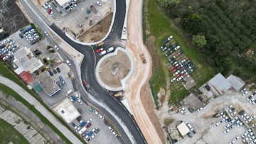 Ευστρατίου: Στην τελική ευθεία οι εργασίες στον κόμβο Κ1 στο αεροδρόμιο – Δείτε τα βίντεο