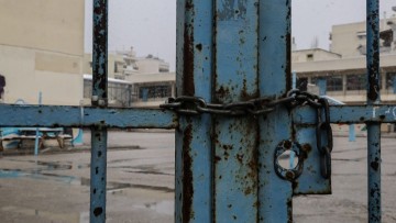 Κακοκαιρία Erminio: Πού θα κλείσουν τα σχολεία για 48 ώρες