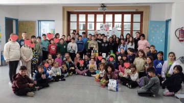 Δημοτικό Σχολείο Σορωνής: Όταν τα παιδιά γίνονται η φωνή των αδέσποτων