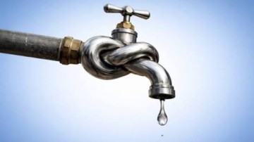 Βλάβη στον κεντρικό αγωγό προκαλεί πολύωρη διακοπή νερού στις Καλυθιές