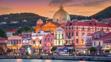 Πενταπλασιάστηκαν οι επισκέψεις των Τούρκων τουριστών στα ελληνικά νησιά