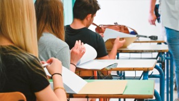Αντίστροφη μέτρηση για τη λήξη των μαθημάτων και την έναρξη των Πανελλαδικών