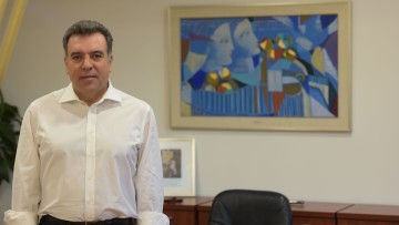 Μάνος Κόνσολας: «Ανακαινίζονται πλήρως σχολεία της Δωδεκανήσου σε Ρόδο, Κω, Λέρο, Κάσο και Χάλκη στο πλαίσιο του Προγράμματος "Μαριέττα Γιαννάκου"»