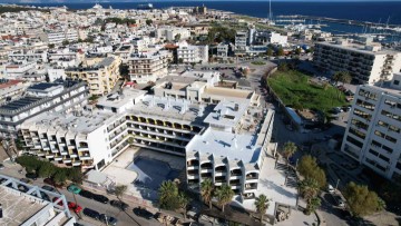ΠΟΞ: «Οριζόντιοι περιορισμοί στις κλίνες δεν έχουν θέση σε ένα εθνικό στρατηγικό χωροταξικό πλαίσιο»