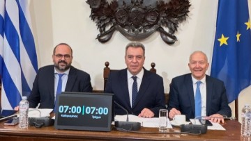 Η νέα Ευρωπαϊκή Στρατηγική για τα νησιά στη Βουλή, με πρωτοβουλία του Μάνου Κόνσολα