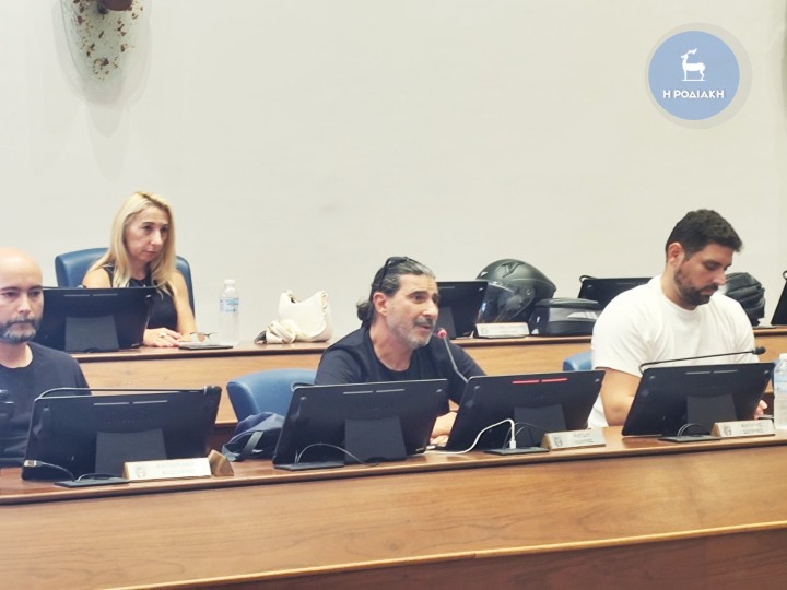 Ο Κ. Σπανός κατά τη χθεσινή του τοποθέτηση στο συμβούλιο