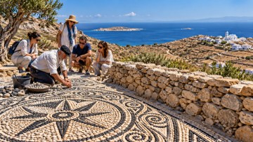 Κάσος: Βοτσαλωτά και ξερολιθιές ζωντανεύουν την πολιτιστική κληρονομιά του νησιού