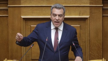 Πρόταση του Μάνου Κόνσολα για την προκήρυξη δύο θέσεων ιατρών Γενικής Ιατρικής ή Παθολόγων με τον βαθμό του Διευθυντή για τη στελέχωση του Κέντρου Υγείας Πάτμου